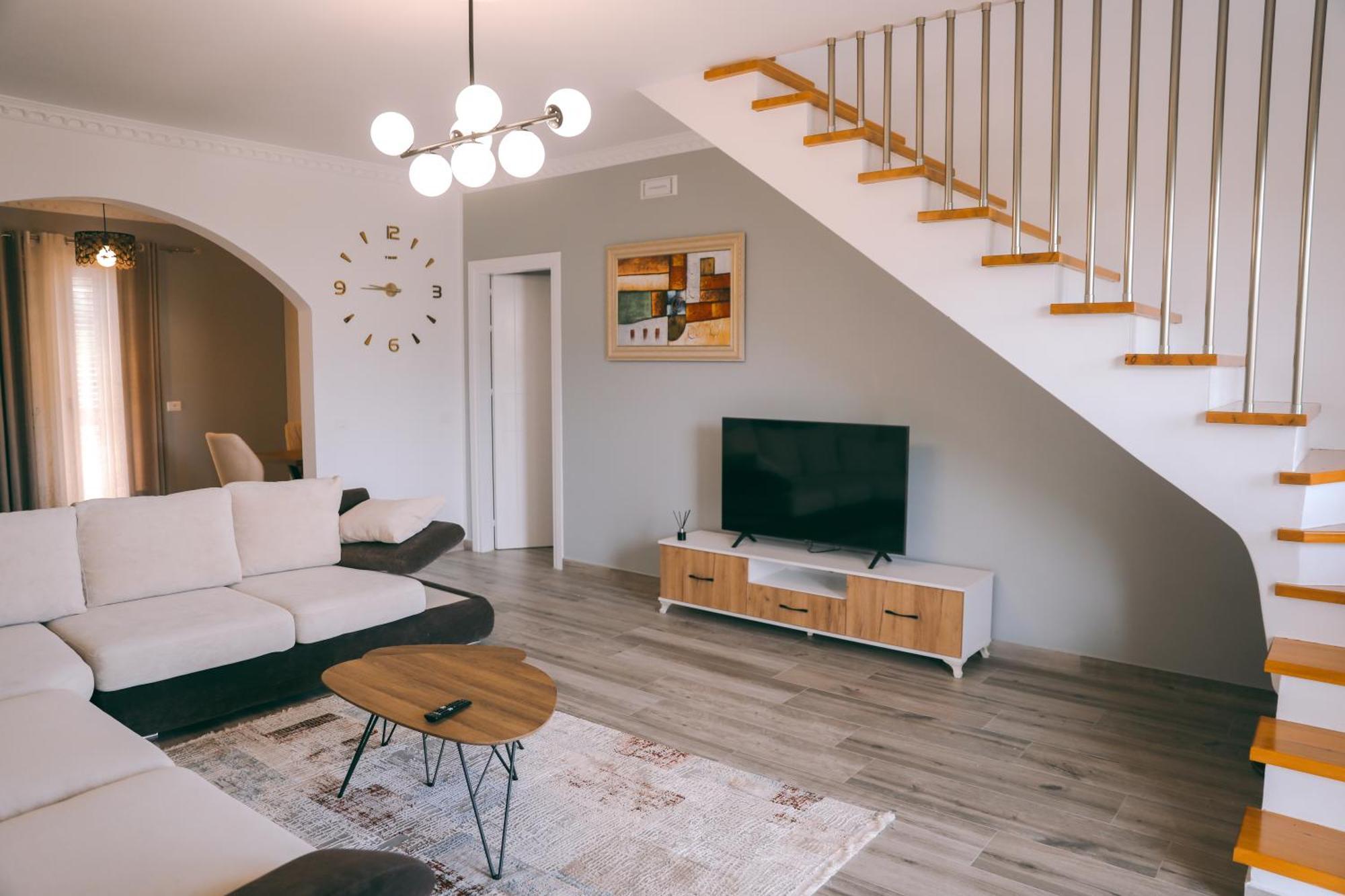 Amla'S Villa Berat Ngoại thất bức ảnh