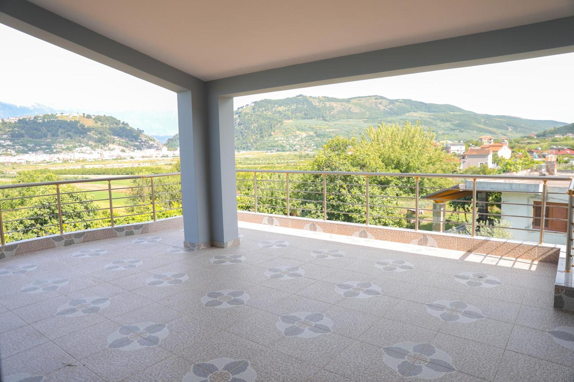 Amla'S Villa Berat Ngoại thất bức ảnh