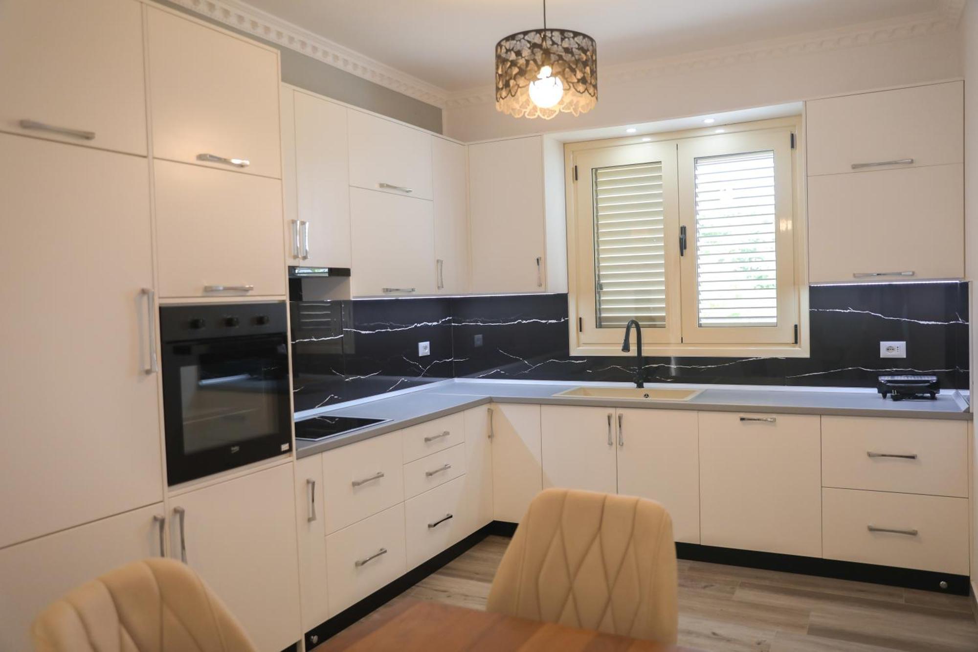 Amla'S Villa Berat Ngoại thất bức ảnh