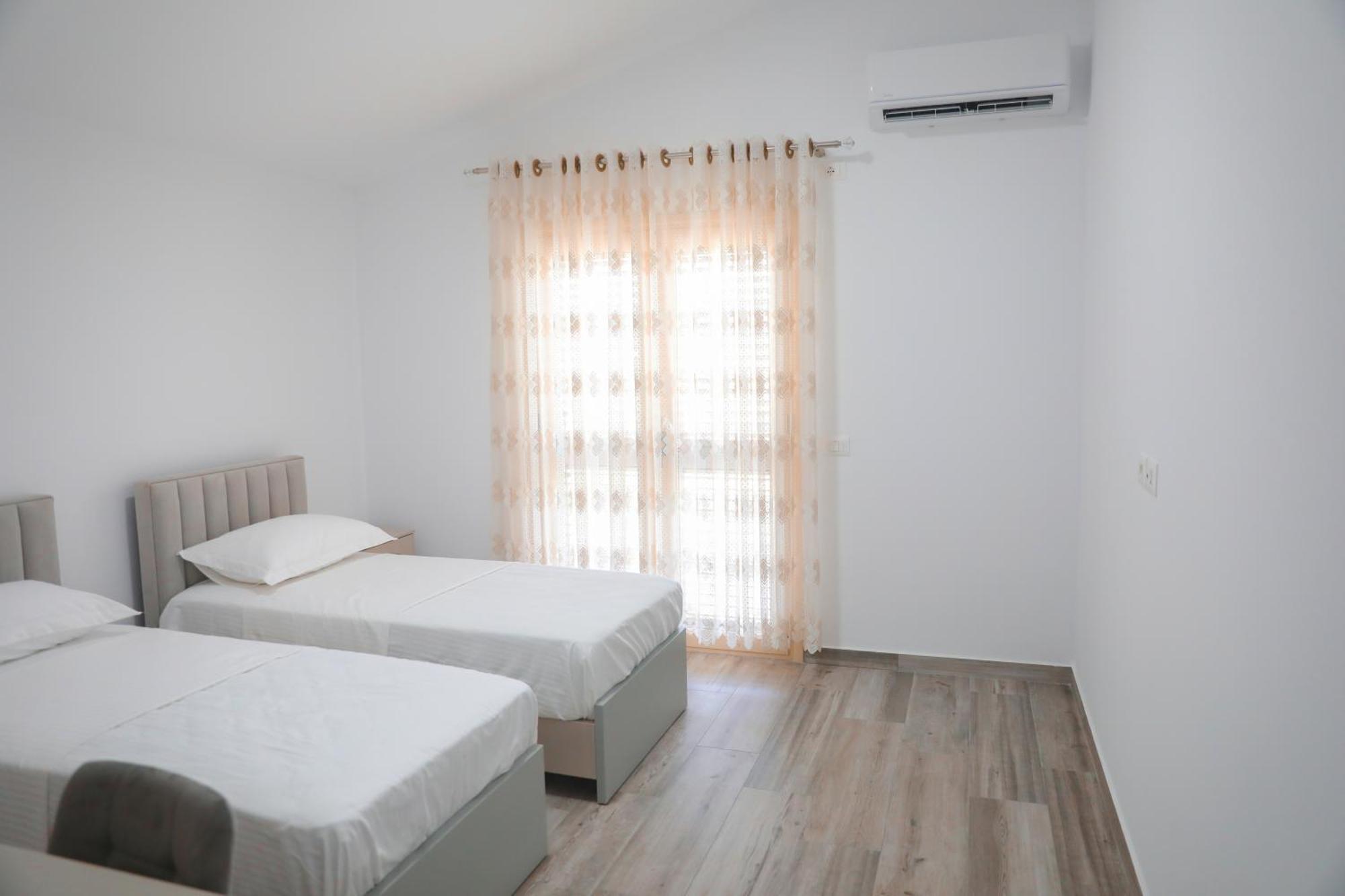 Amla'S Villa Berat Ngoại thất bức ảnh